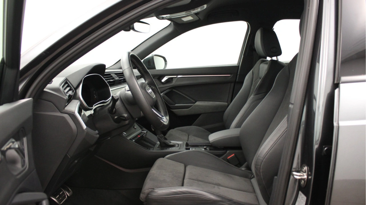 Audi Q3 45 TFSI e 245pk PHEV S edition
