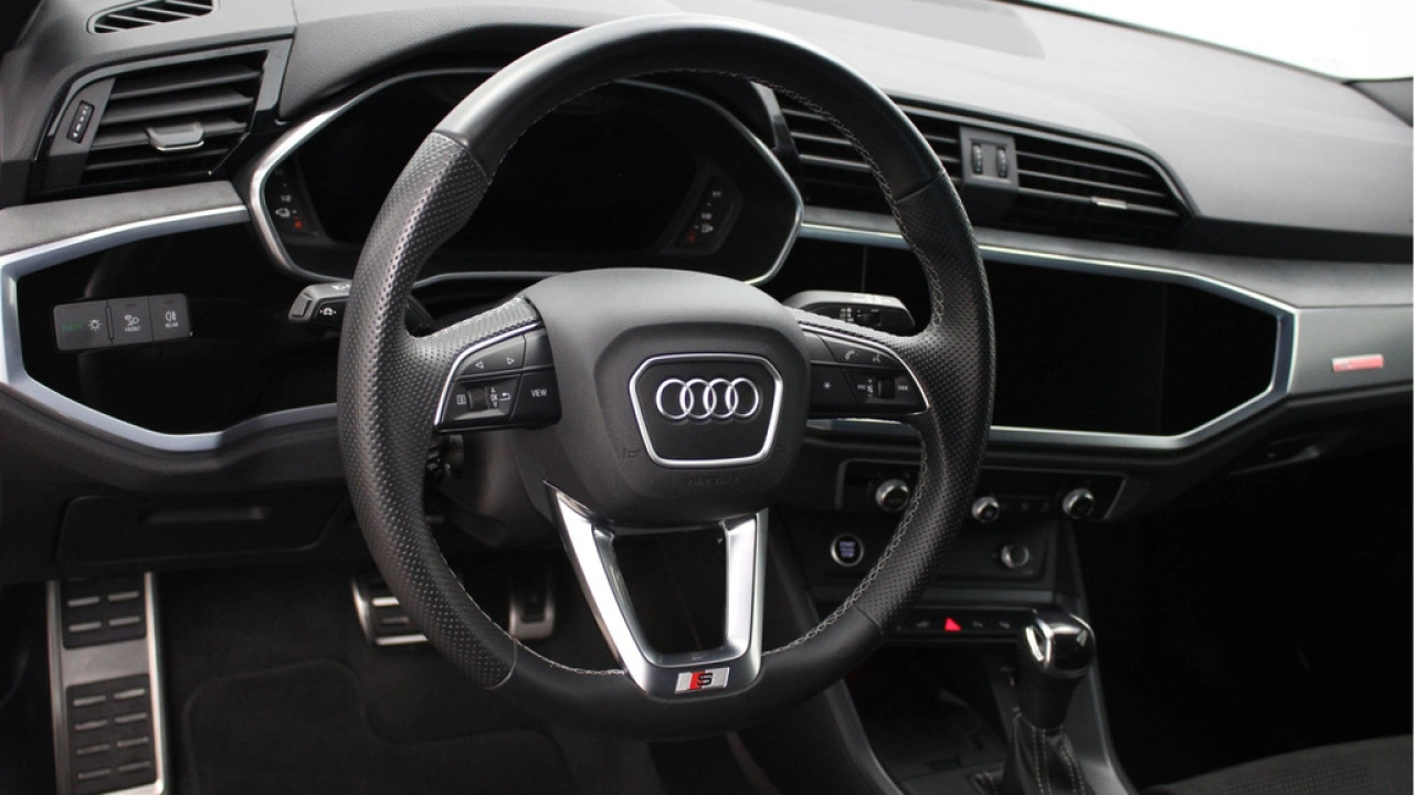Audi Q3 45 TFSI e 245pk PHEV S edition
