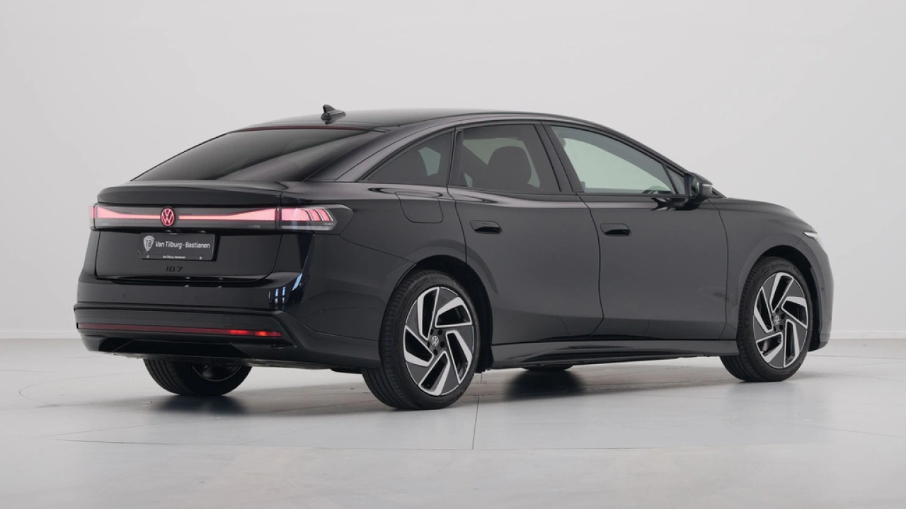 Volkswagen ID.7 Pro Business 77 kWh