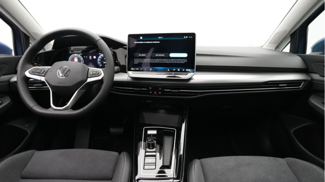 Volkswagen Golf 1.5 eHybrid Style Edition