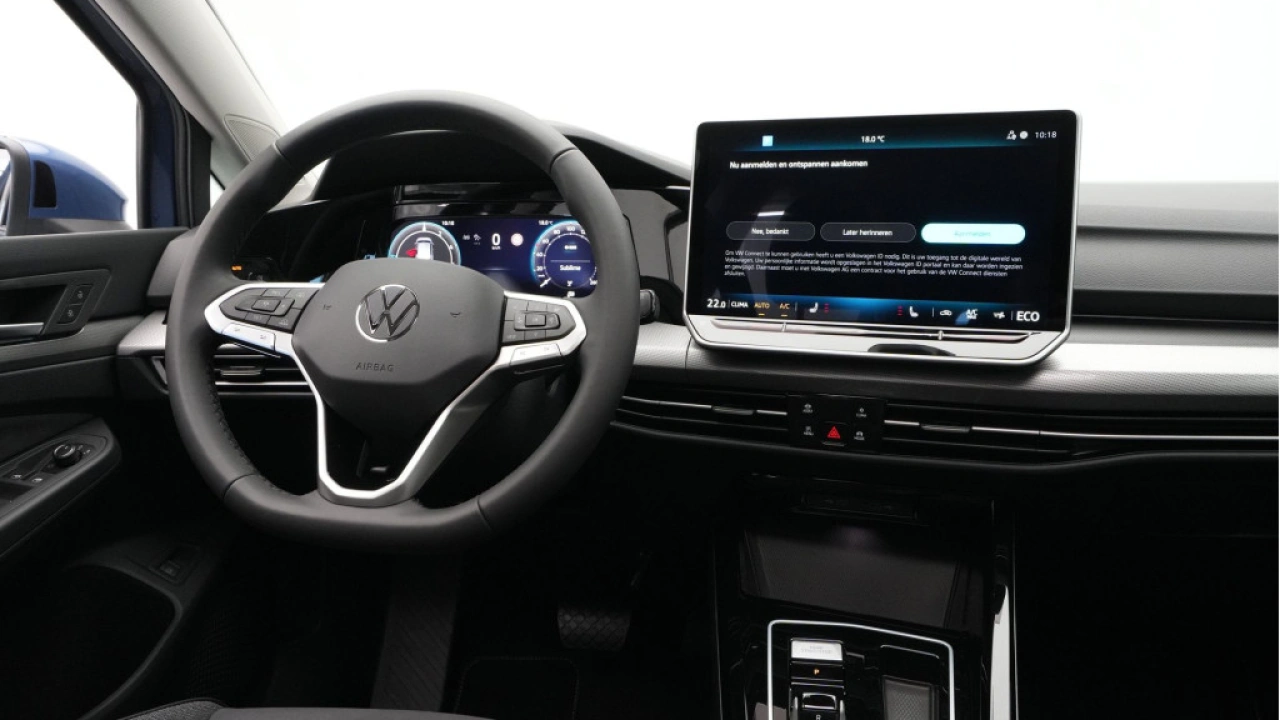 Volkswagen Golf 1.5 eHybrid Style Edition