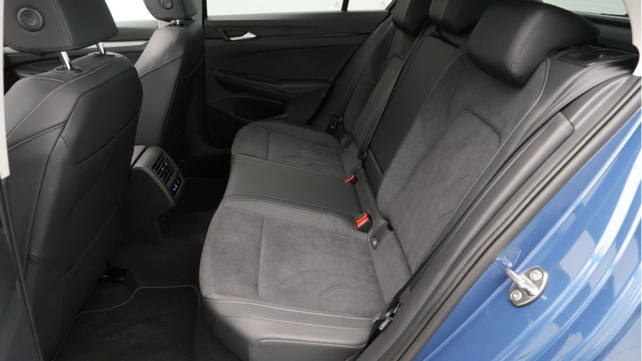 Volkswagen Golf 1.5 eHybrid Style Edition