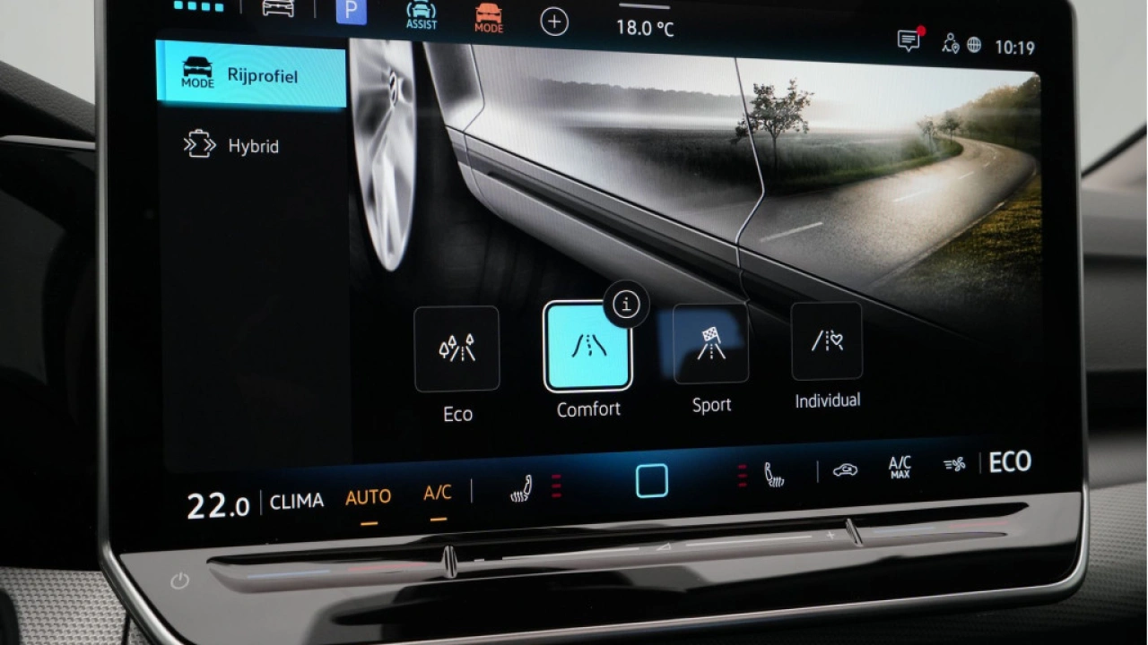 Volkswagen Golf 1.5 eHybrid Style Edition