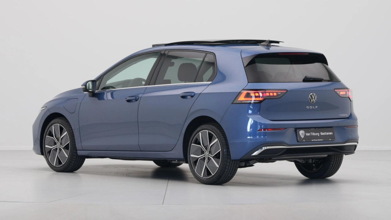Volkswagen Golf 1.5 eHybrid Style Edition