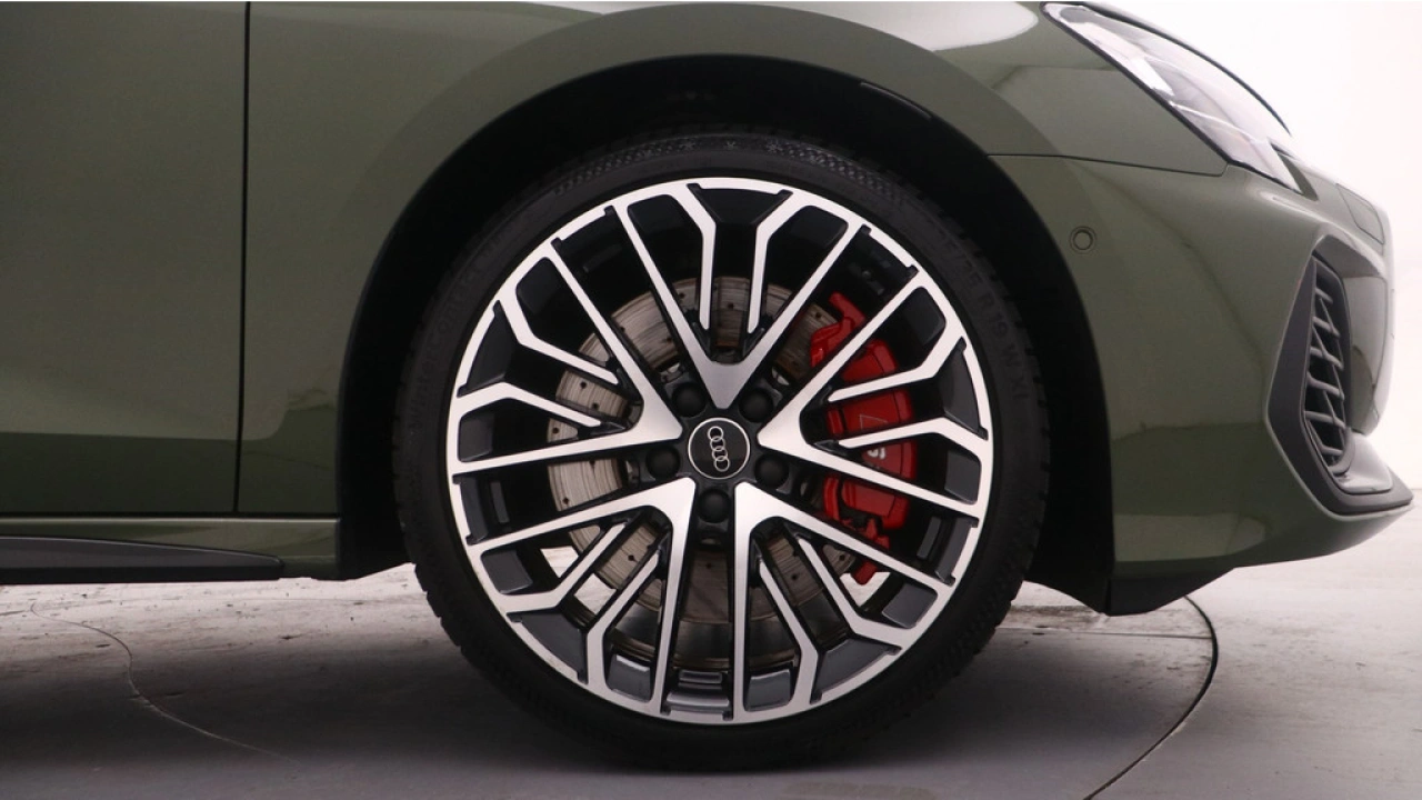 Audi A3 Sportback 2.0 TSFI S3 quattro | Panoramadak | Sonos | Performance-uitlaat titaan |