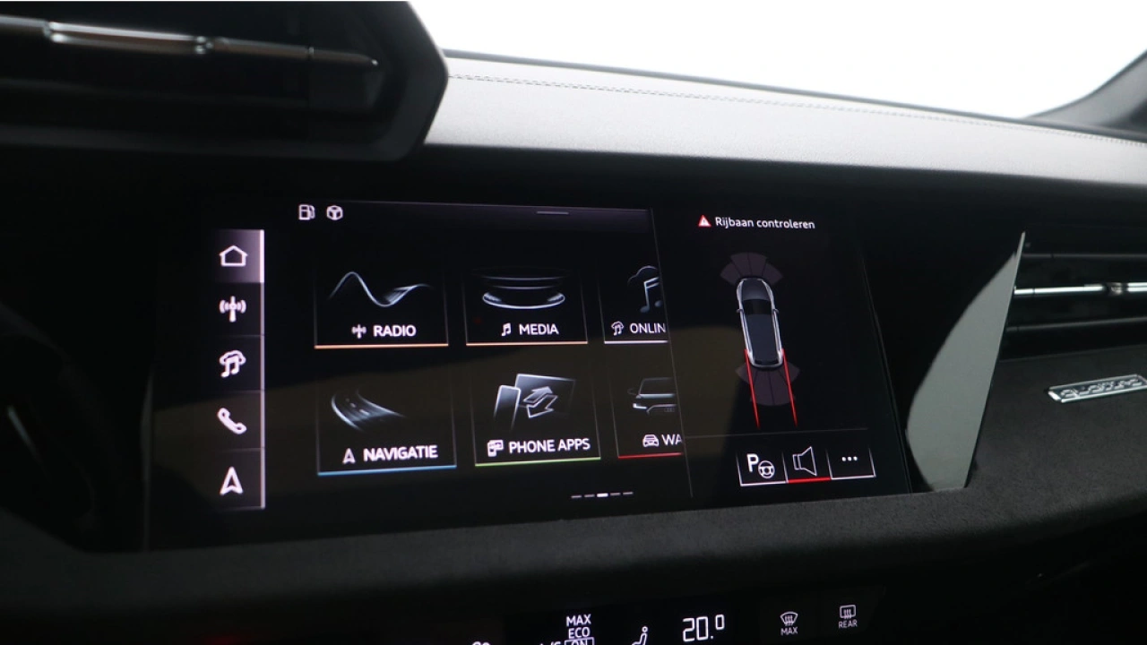 Audi A3 Sportback 2.0 TSFI S3 quattro | Panoramadak | Sonos | Performance-uitlaat titaan |