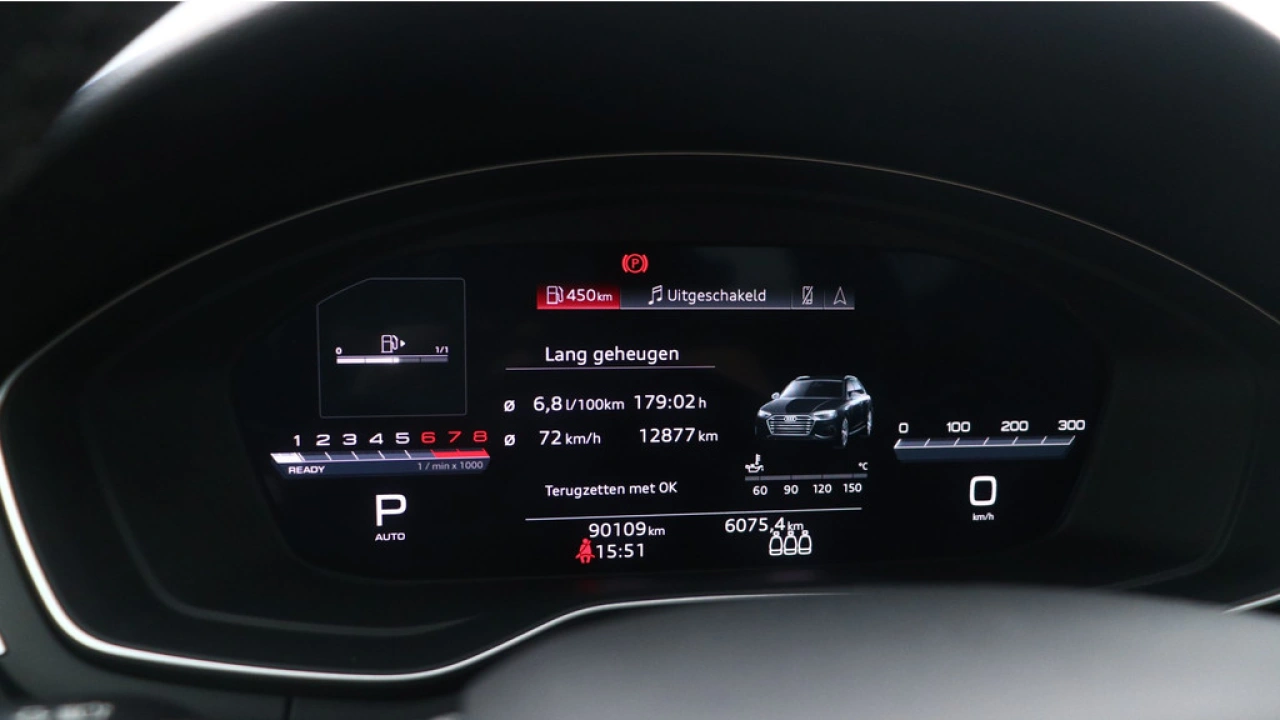 Audi A4 Avant 35 TFSI S edition Competition | Zwart optiek | 18