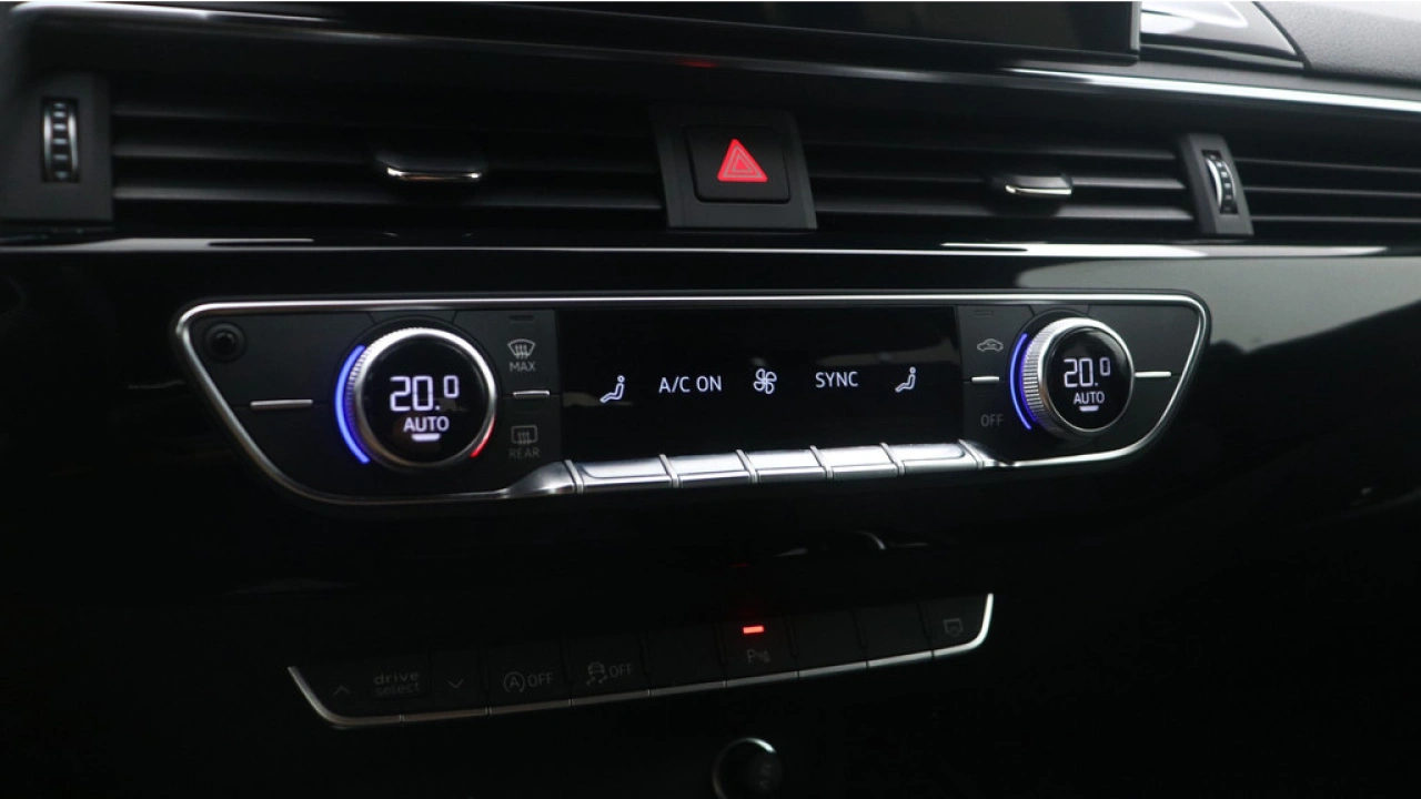 Audi A4 Avant 35 TFSI S edition Competition | Zwart optiek | 18
