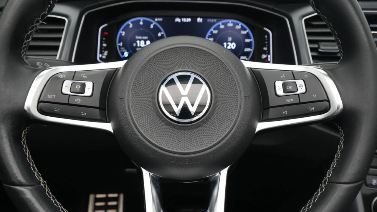 Volkswagen T-Roc Cabrio 1.5 TSI 150pk DSG R-Line
