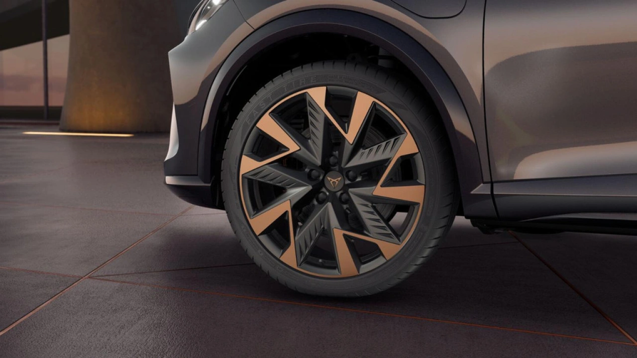 CUPRA Formentor 1.5 TSI e-Hybrid 272 6DSG VZ Performance