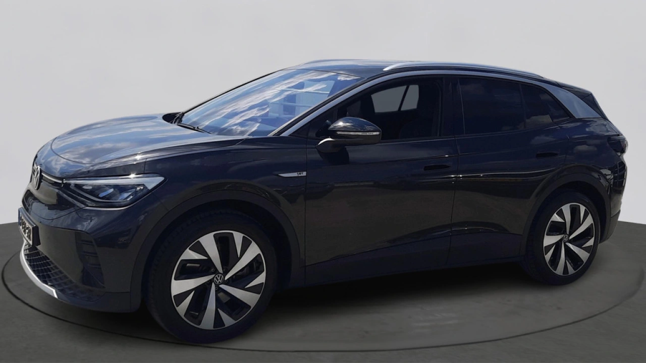 Volkswagen ID.4 First 204pk 77 kWh accu | Navi | PDC | Camera | Donker glas | Alcantara/leer | Verwarmde stoelen | A