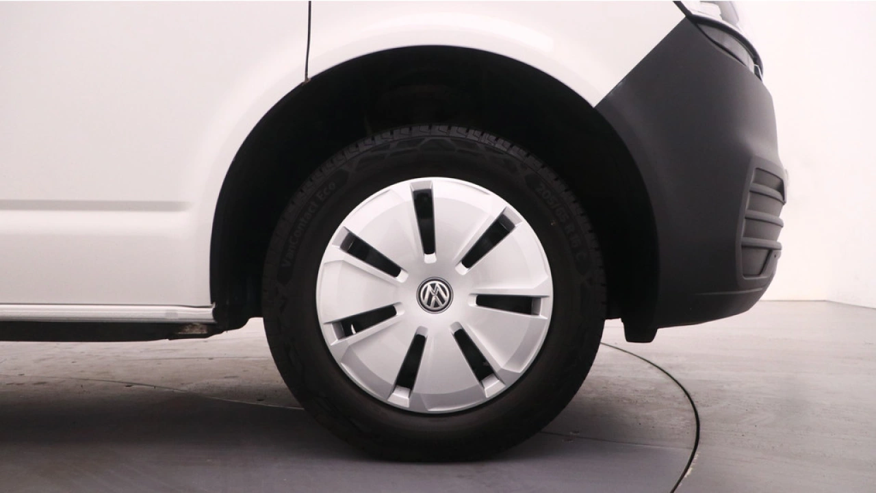VW Bedrijfswagens Transporter 2.0 TDI L2H1 28 Economy Business