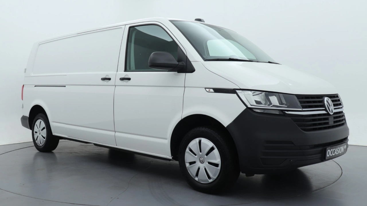 VW Bedrijfswagens Transporter 2.0 TDI L2H1 28 Economy Business