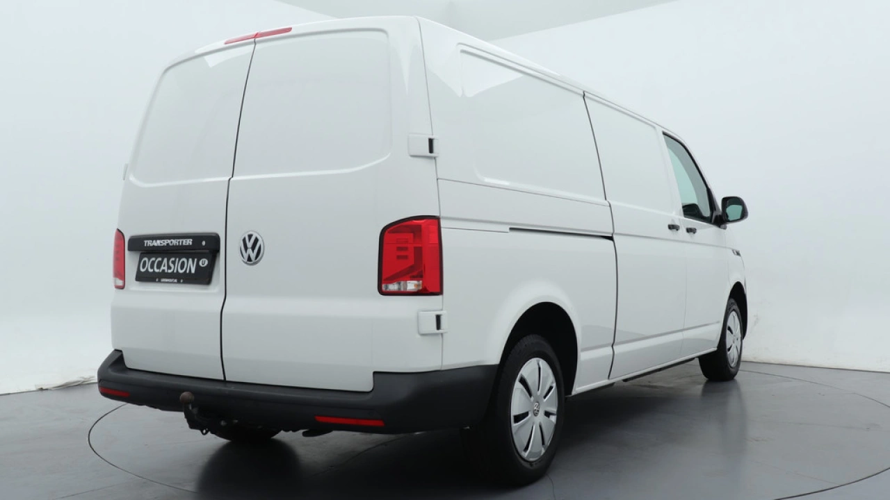 VW Bedrijfswagens Transporter 2.0 TDI L2H1 28 Economy Business