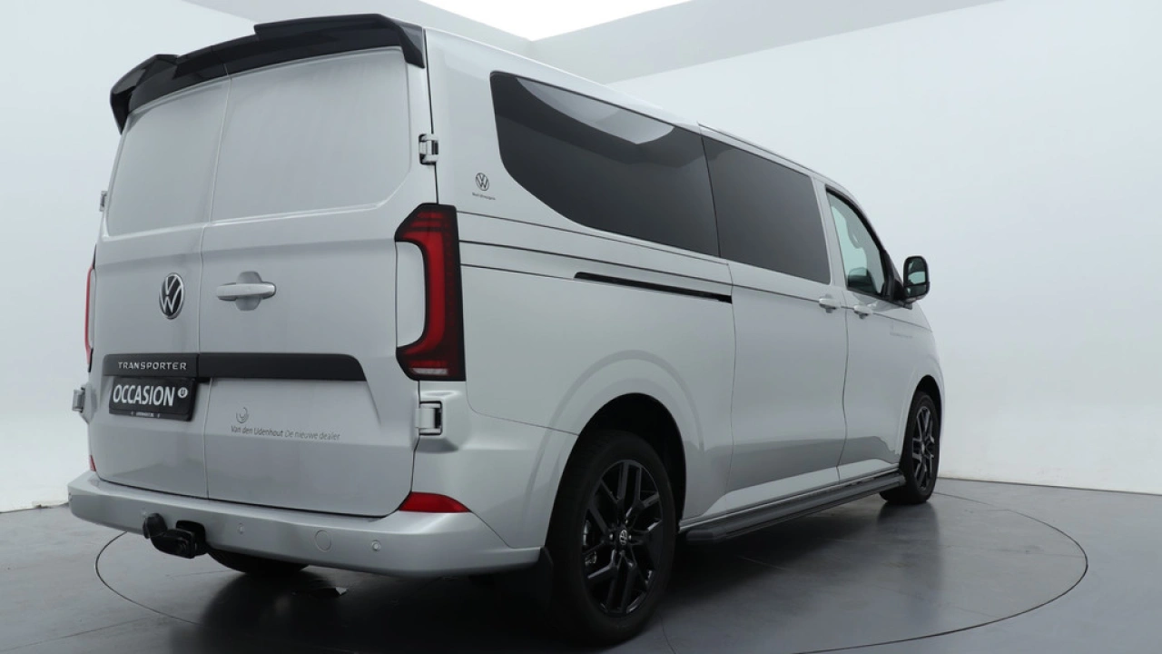 VW Bedrijfswagens Transporter 2.0 TDI L2H1 30 Bulli