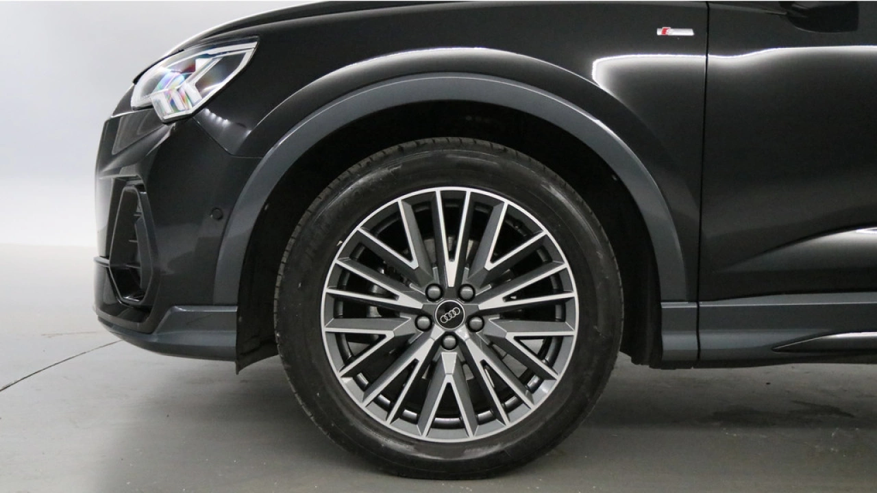 Audi Q3 Sportback 35 TFSI 150pk S Edition Competition S-Tronic