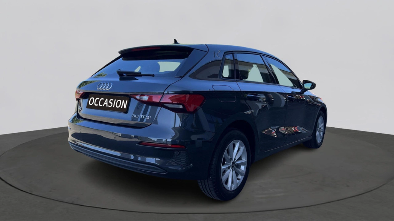 Audi A3 Sportback 30 TFSI 110Pk Pro Line / Parkeerhulp achter / Smartphone Interface
