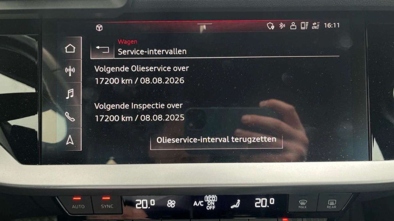 Audi A3 Limousine 35 TFSI 150Pk Business Edition / Stoelverwarming / ParkeerhulpV+A