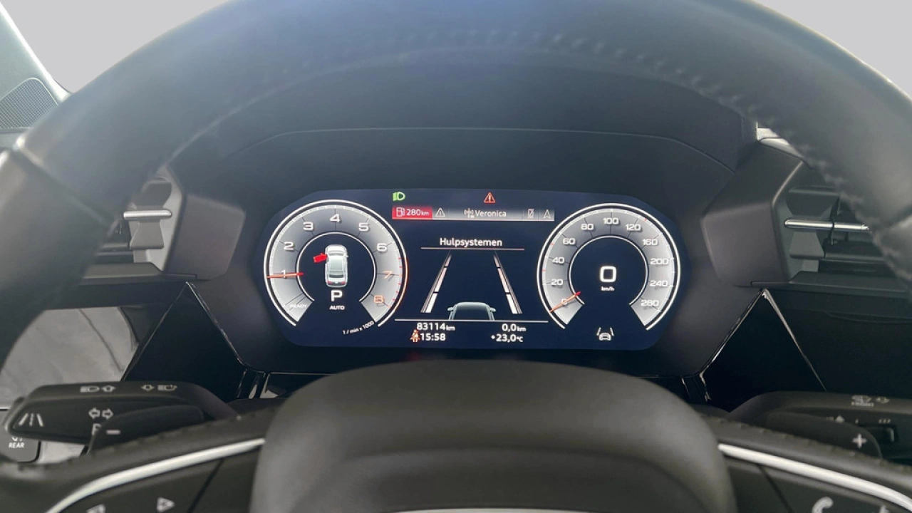 Audi A3 Limousine 35 TFSI 150Pk Business Edition / Stoelverwarming / ParkeerhulpV+A