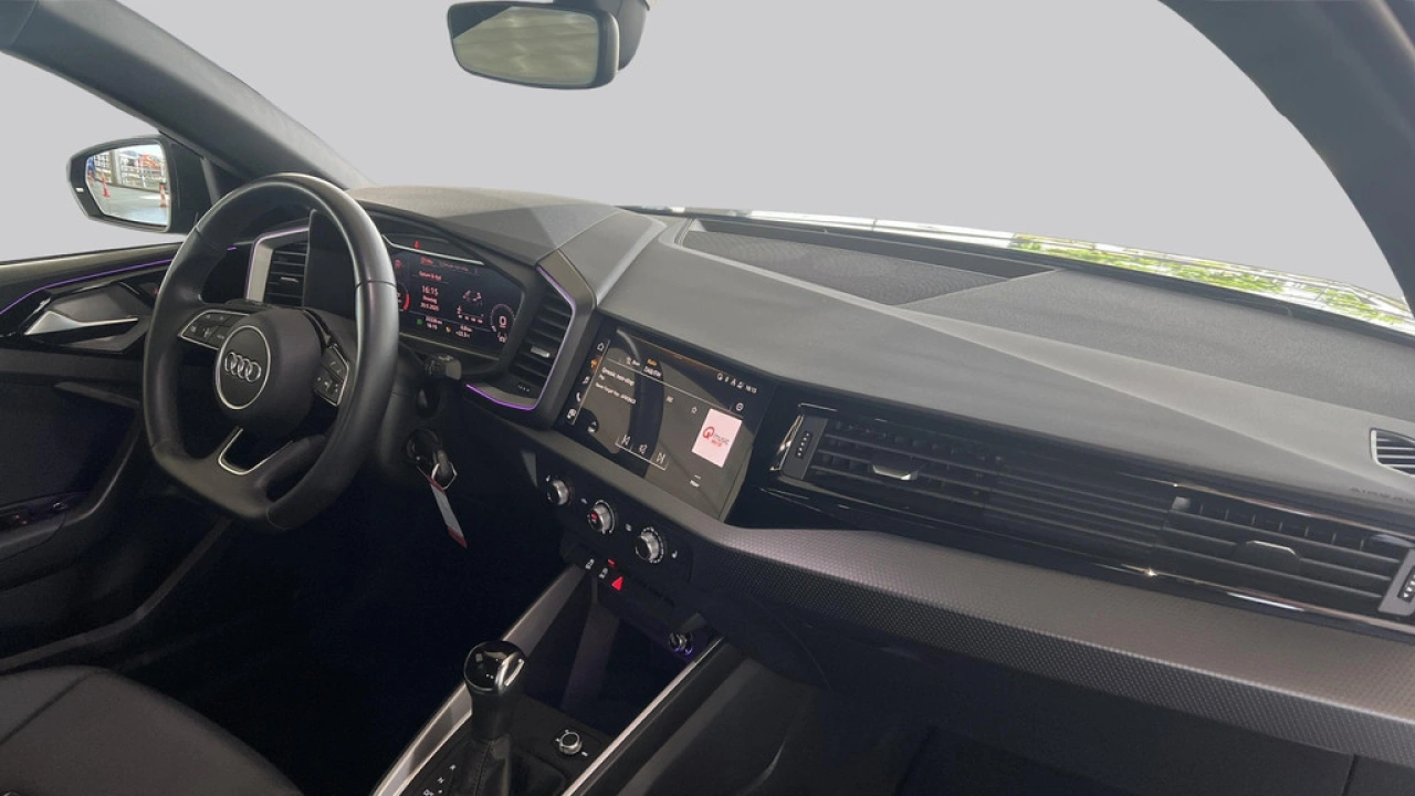 Audi A1 Sportback 25 TFSI 96Pk Advanced Edition / Stoelverwarming / Sfeerverlichting / Adp. Cruise Control