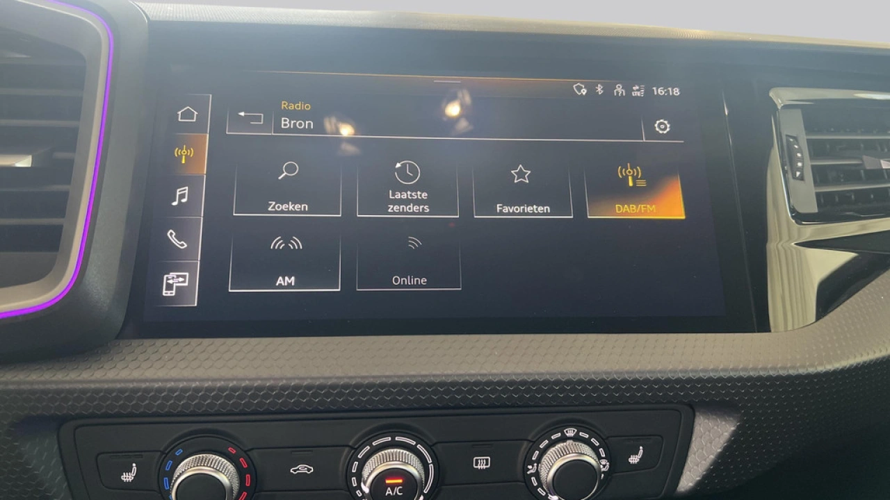 Audi A1 Sportback 25 TFSI 96Pk Advanced Edition / Stoelverwarming / Sfeerverlichting / Adp. Cruise Control