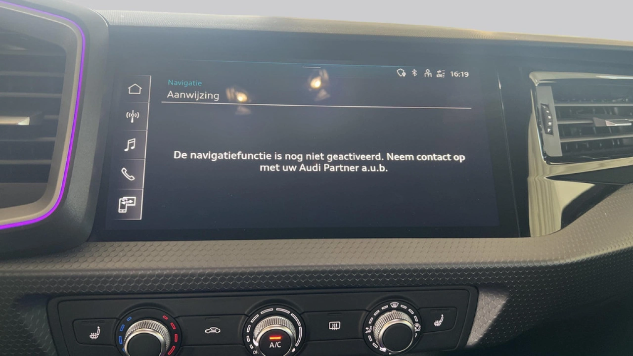 Audi A1 Sportback 25 TFSI 96Pk Advanced Edition / Stoelverwarming / Sfeerverlichting / Adp. Cruise Control
