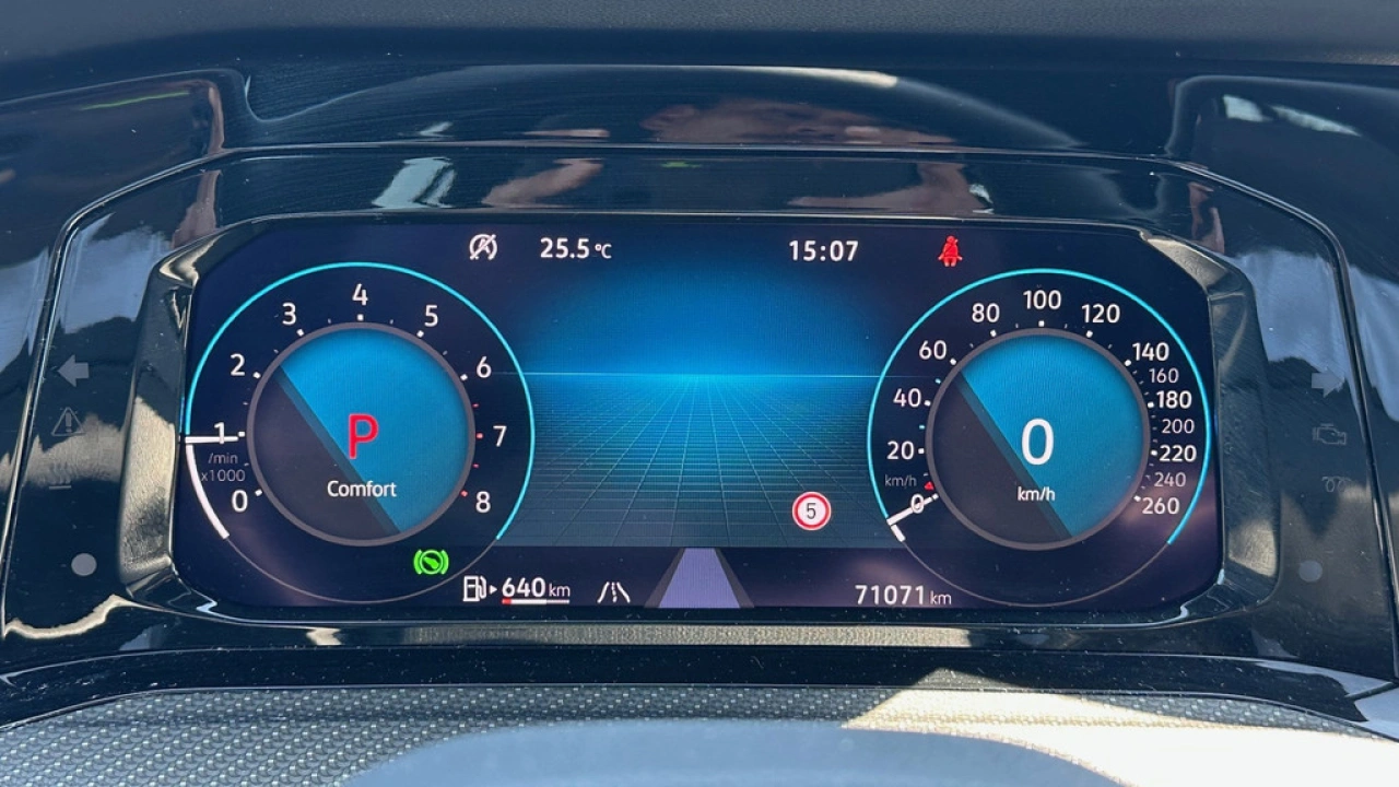 Volkswagen GOLF Variant 1.5 eTSI 150pk DSG R-Line Navigatie Trekhaak