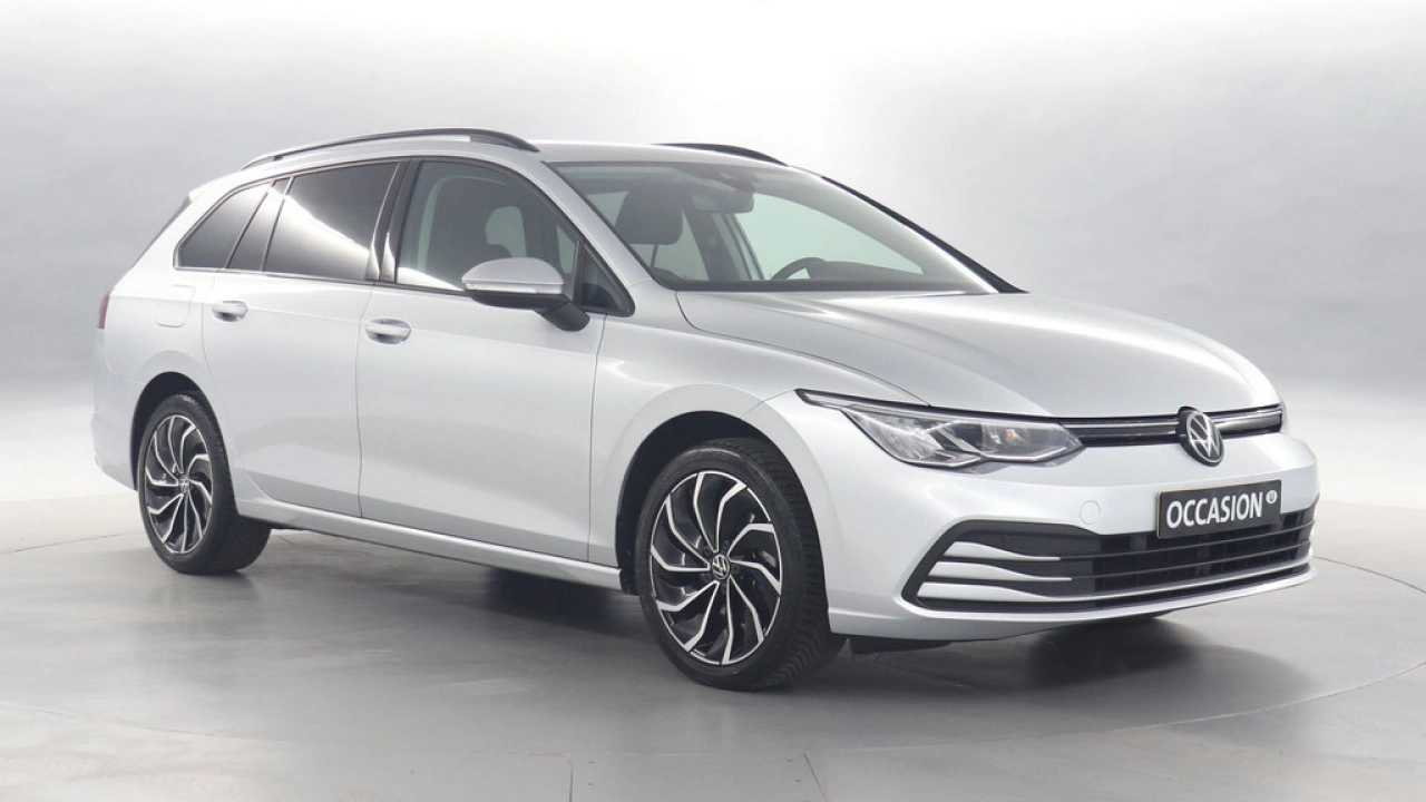 Volkswagen GOLF Variant 1.0 eTSI 110pk Life Business DSG