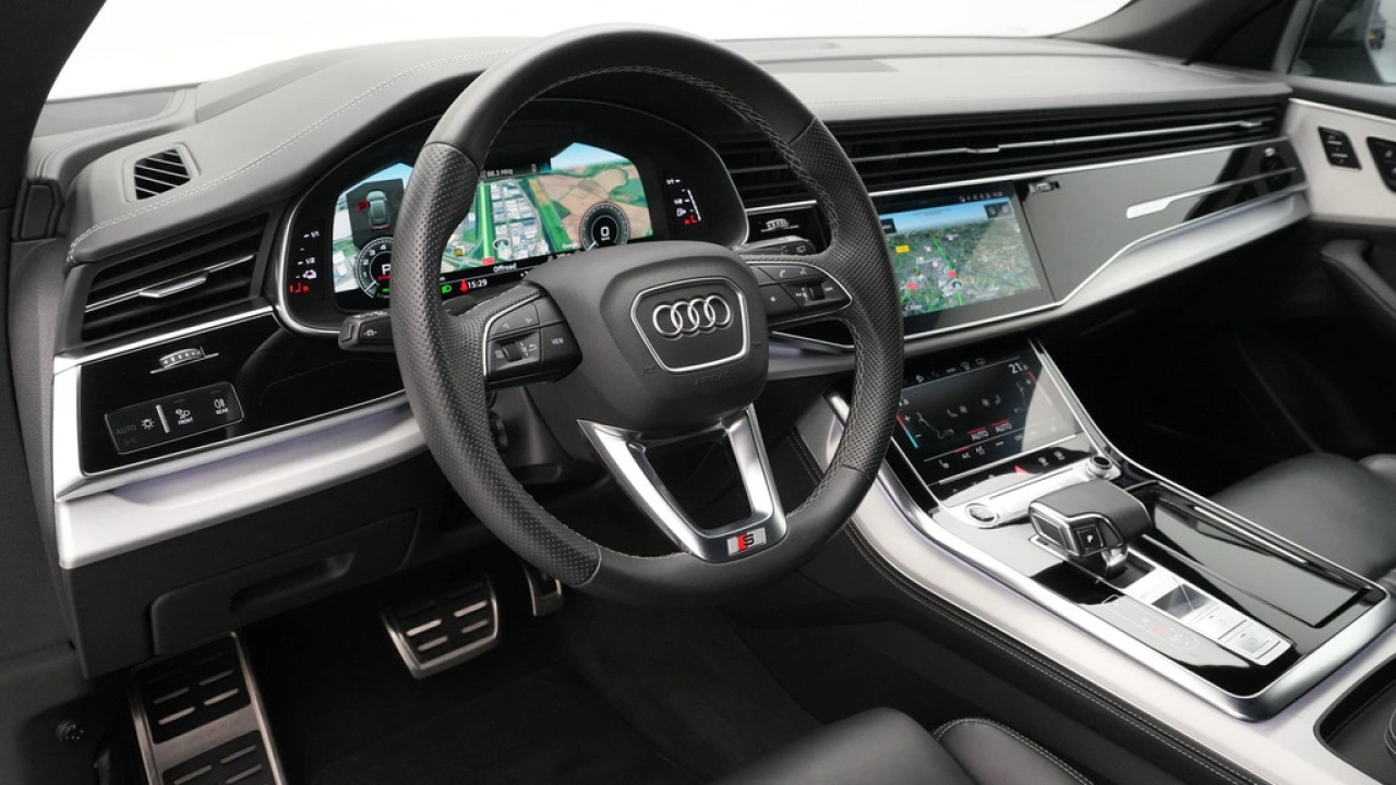 Audi Q8 55 TFSI e 380pk quattro Pro Line S-Line