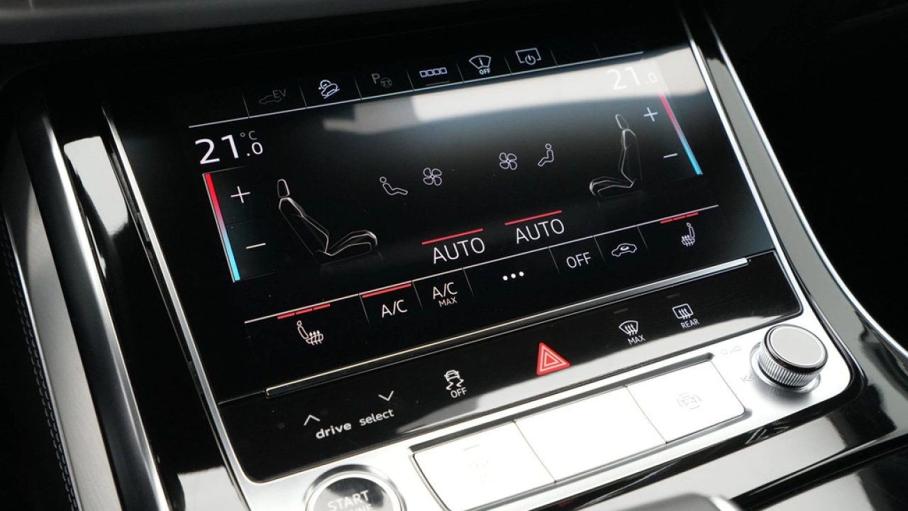 Audi Q8 55 TFSI e 380pk quattro Pro Line S-Line