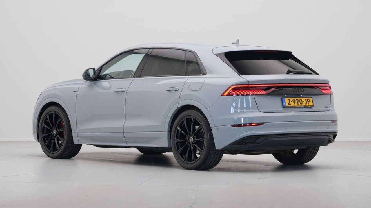 Audi Q8 55 TFSI e 380pk quattro Pro Line S-Line