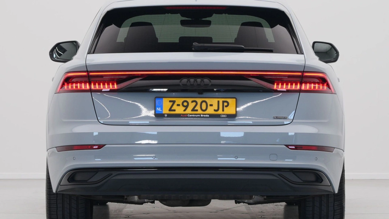 Audi Q8 55 TFSI e 380pk quattro Pro Line S-Line