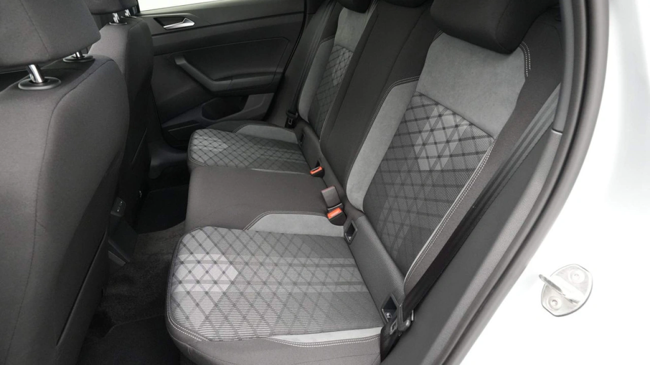 Volkswagen Polo 1.0 TSI R-Line Business