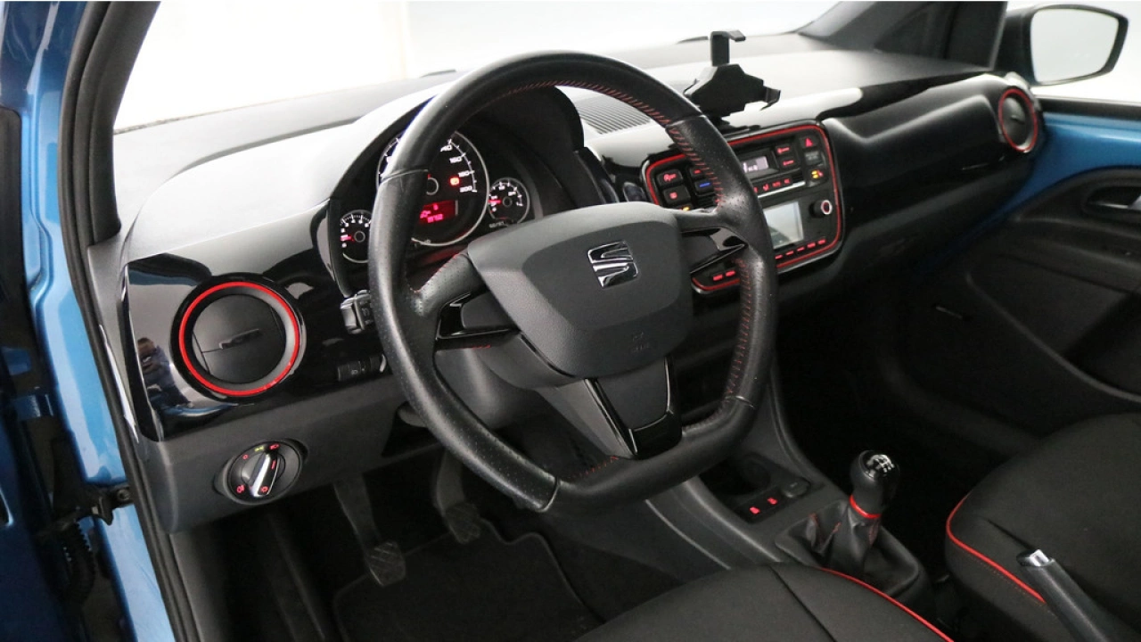 SEAT Mii 1.0 FR 60pk Connect