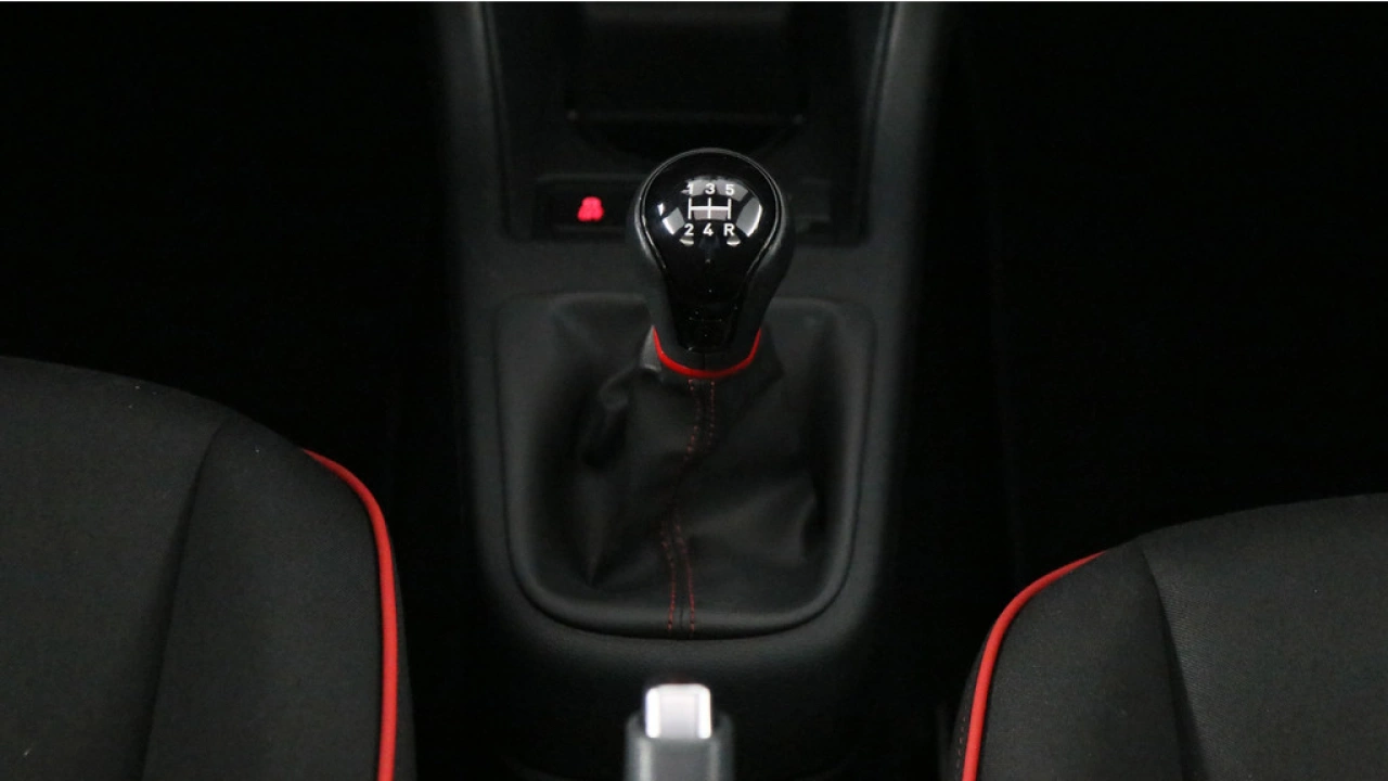 SEAT Mii 1.0 FR 60pk Connect