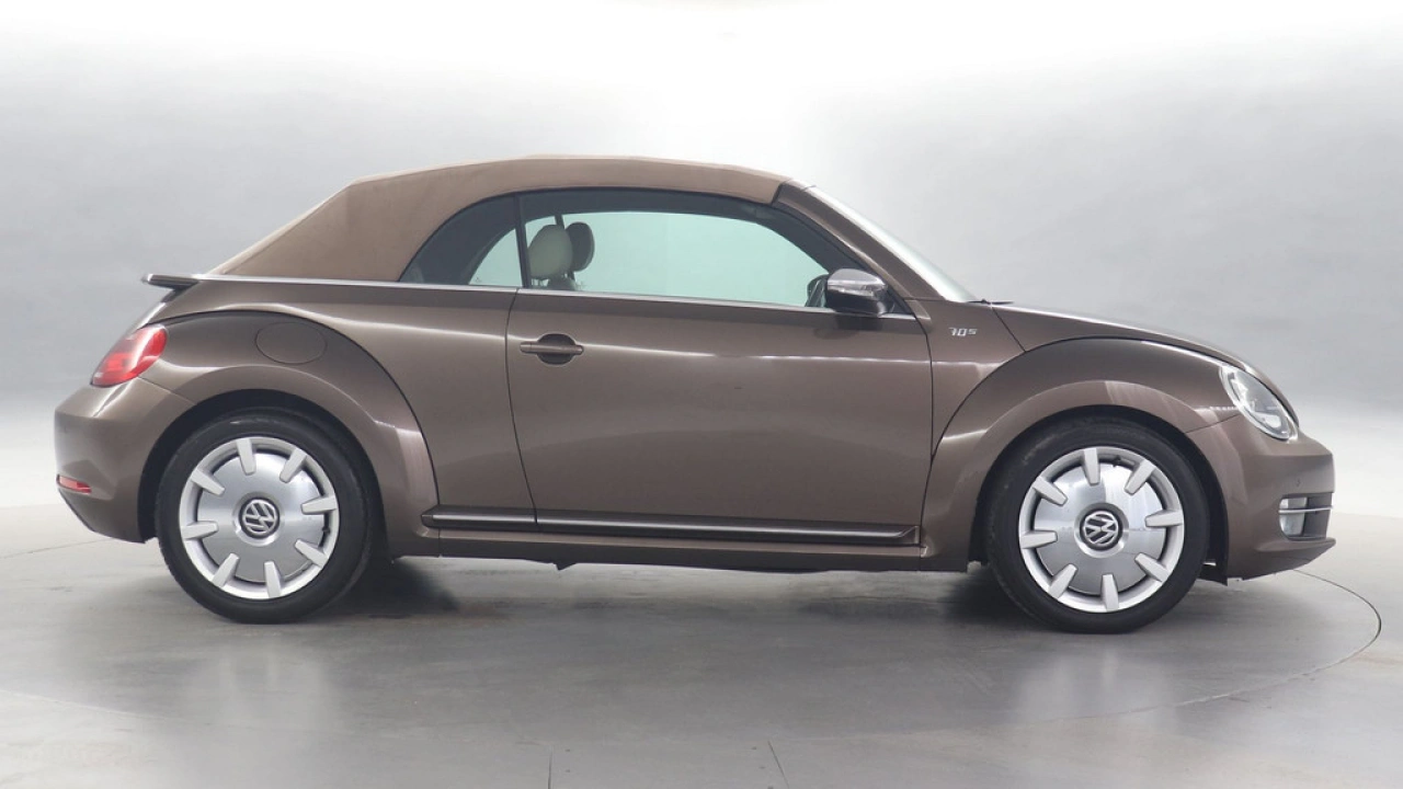 Volkswagen Beetle 2.0 TDI 140pk Design