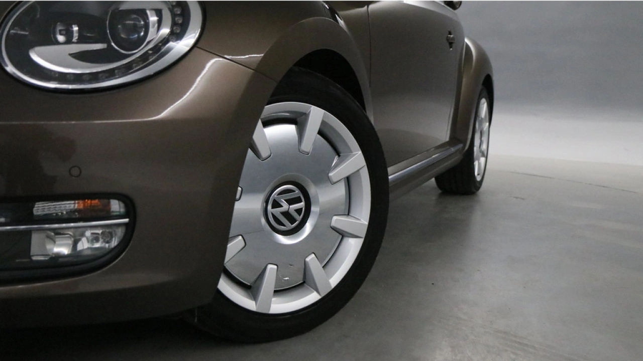 Volkswagen Beetle 2.0 TDI 140pk Design