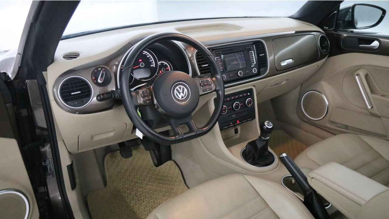 Volkswagen Beetle 2.0 TDI 140pk Design