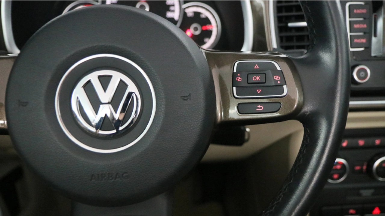 Volkswagen Beetle 2.0 TDI 140pk Design