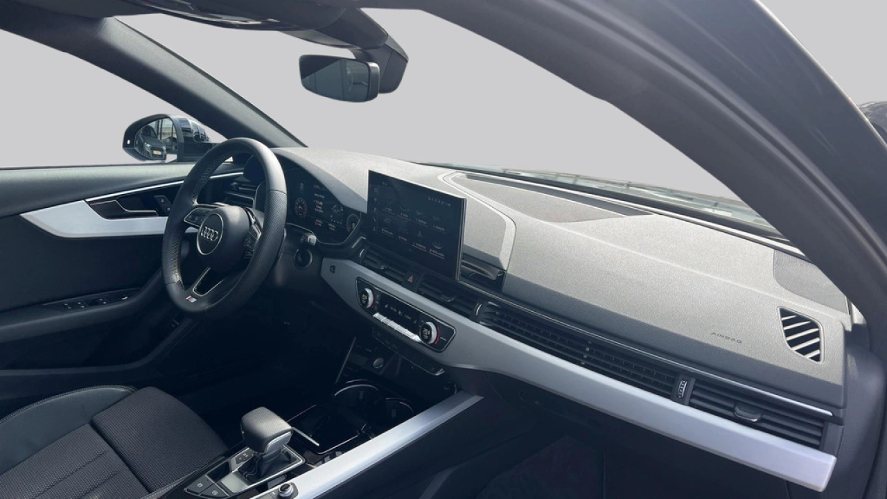 Audi A4 Avant 40 TFSI 204pk S edition | Optiekpakket zwart | Ambiente Lichtpakket | Full LED |