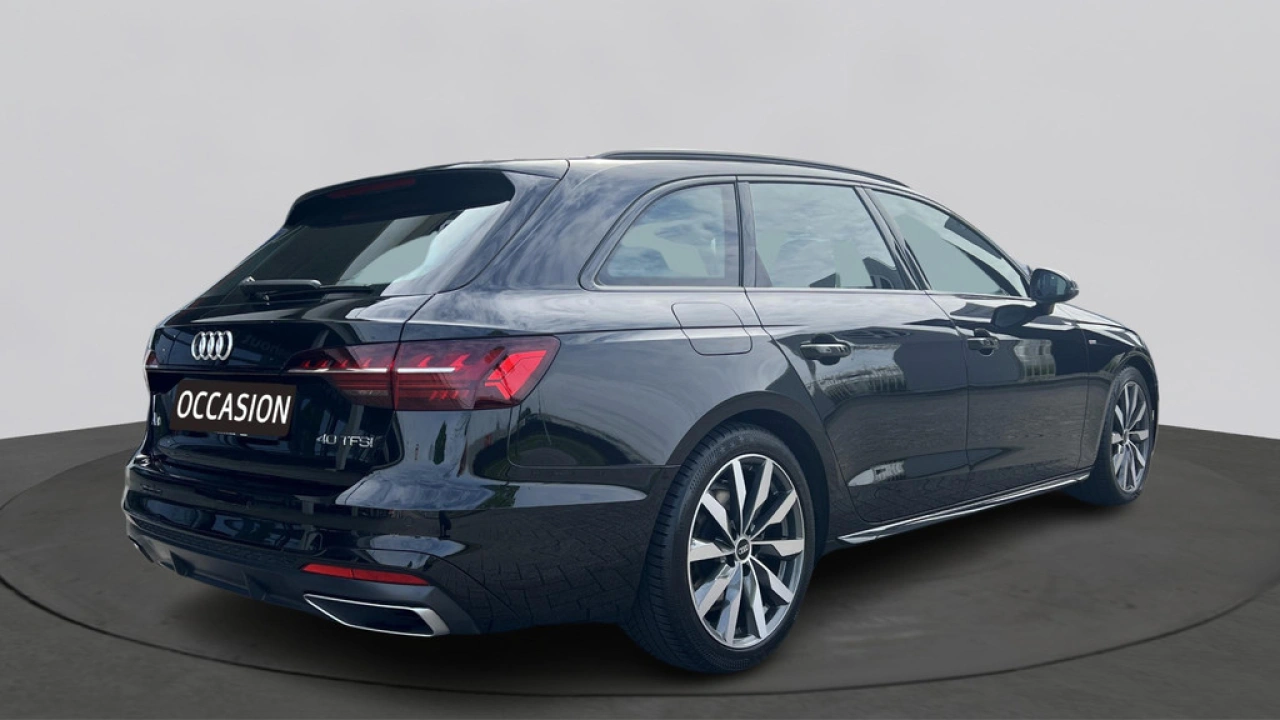 Audi A4 Avant 40 TFSI 204pk S edition | Optiekpakket zwart | Ambiente Lichtpakket | Full LED |