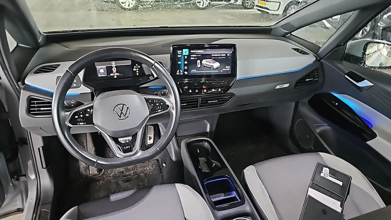 Volkswagen ID.3 First Plus 58 kWh | Navigatie | Steunhaak | Nieuw binnen