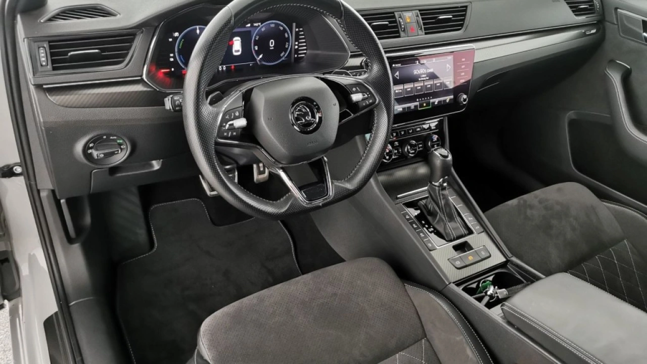 Škoda Superb Combi 1.4 TSI iV 218pk PHEV Sportline