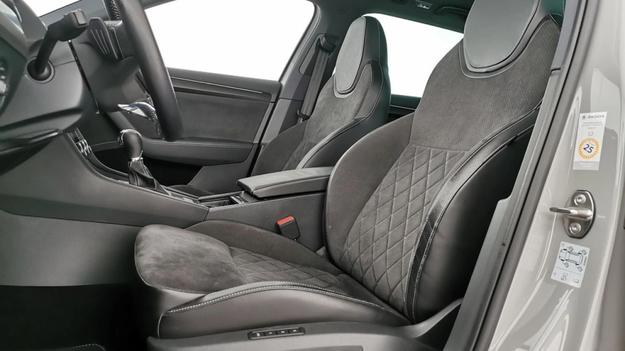 Škoda Superb Combi 1.4 TSI iV 218pk PHEV Sportline
