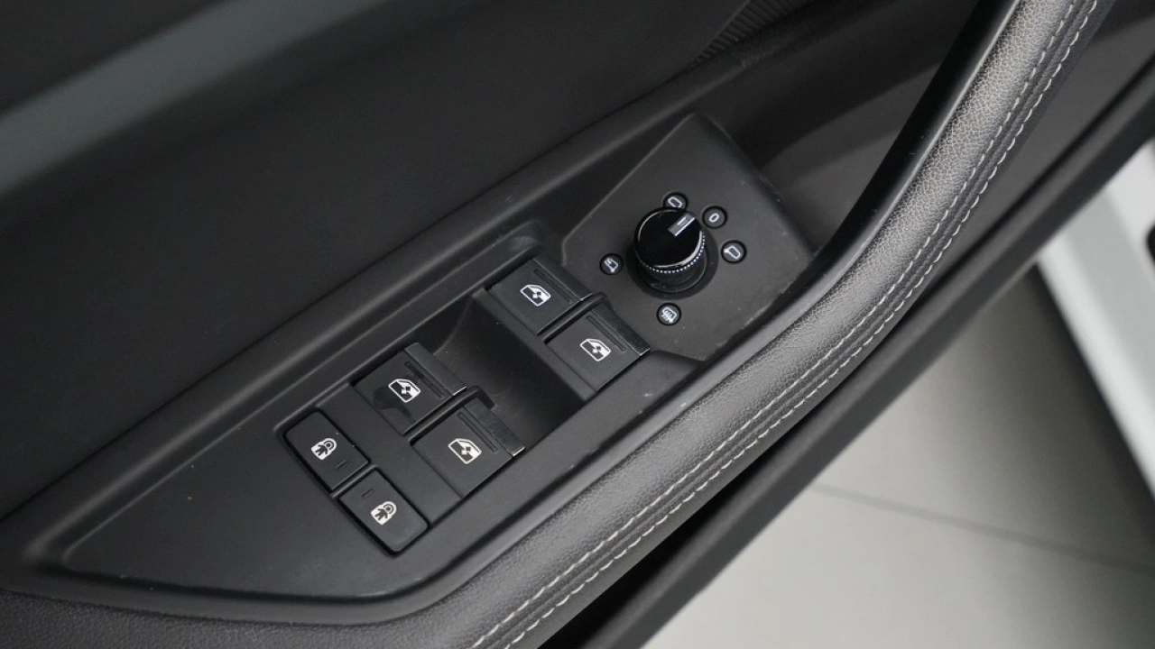 Audi e-tron e-tron 55 quattro advanced 95 kWh
