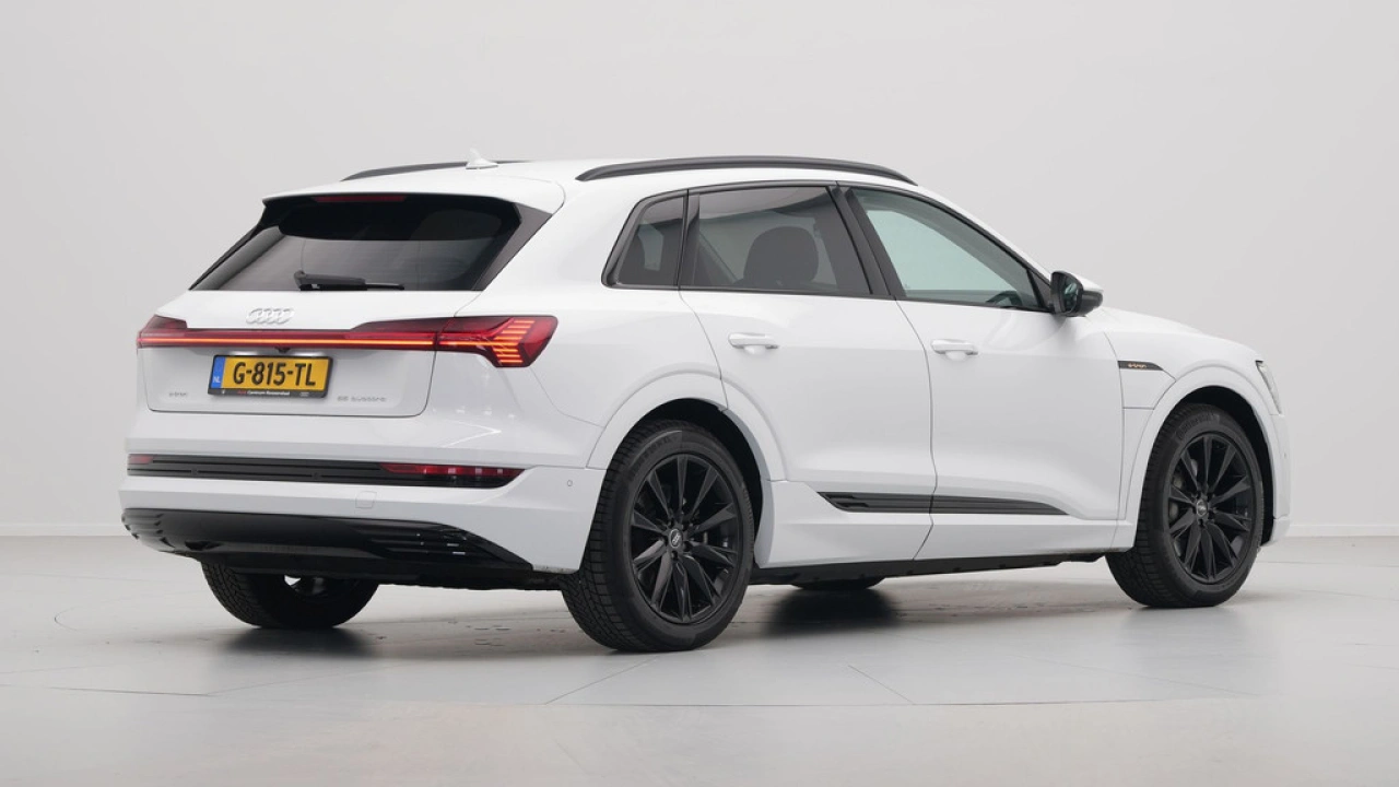 Audi e-tron e-tron 55 quattro advanced 95 kWh