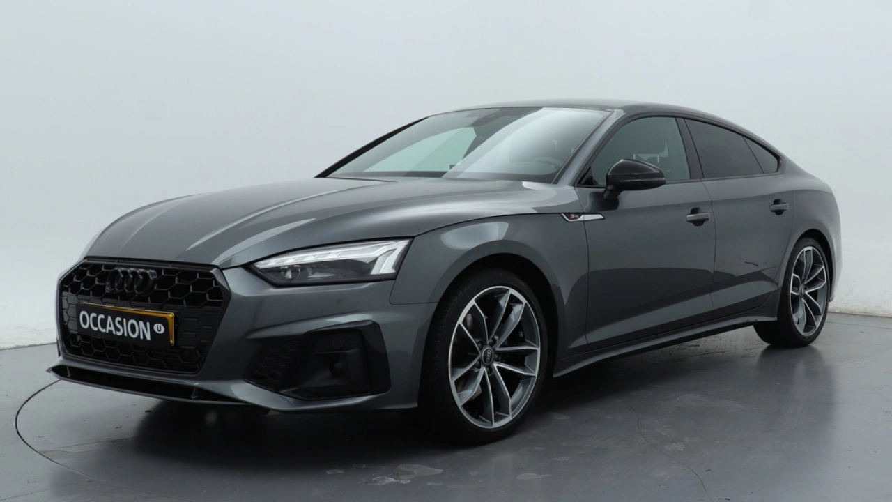 Audi A5 Sportback 35 TFSI S Edition Competition / Matrix LED / Stoelverwarming
