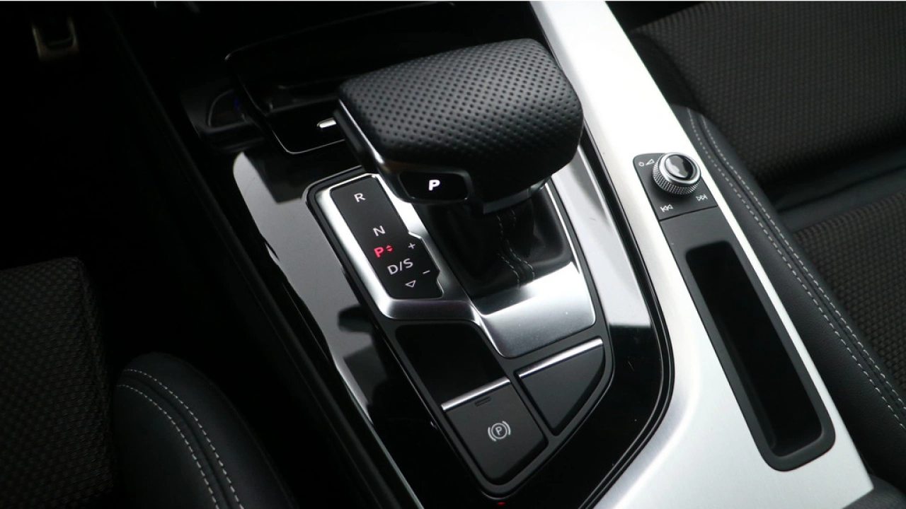 Audi A5 Sportback 35 TFSI S Edition Competition / Matrix LED / Stoelverwarming