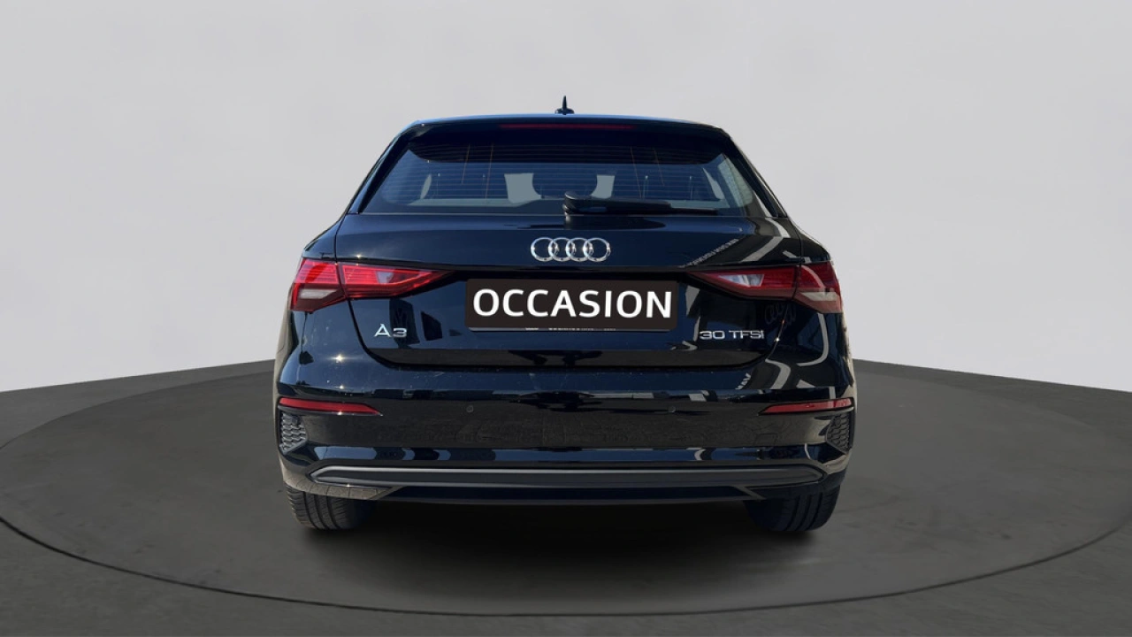 Audi A3 Sportback 30 TFSI 116Pk Pro Line / Parkeerhulp achter
