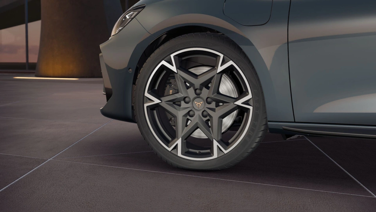 CUPRA Leon 1.5 TSI e-Hybrid 272 6DSG VZ Performance